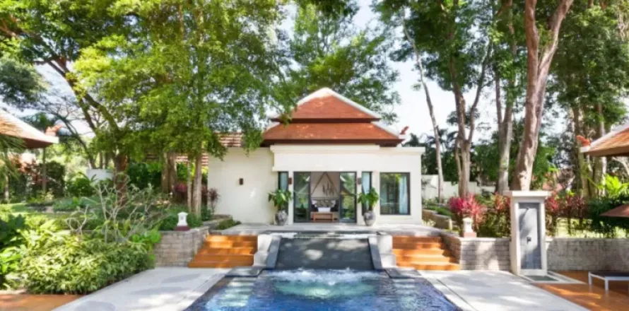 Villa in Phuket, Thailand 3 bedrooms № 124063