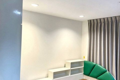 Кондоминиум с 3 спальнями в Бангкоке, Таиланд № 133033 - фото 10