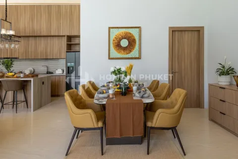 House in Phuket, Thailand 4 bedrooms № 130874 - photo 8