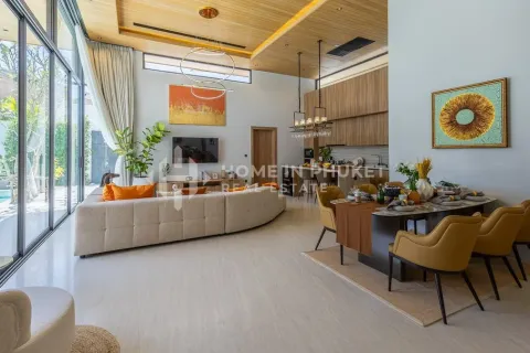 House in Phuket, Thailand 4 bedrooms № 130874 - photo 6