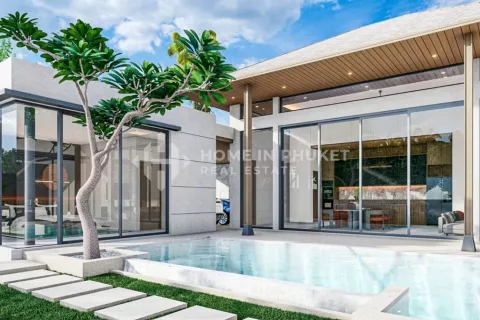 House in Phuket, Thailand 4 bedrooms № 130874 - photo 2