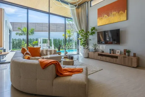House in Phuket, Thailand 4 bedrooms № 130874 - photo 7