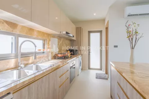 House in Phuket, Thailand 3 bedrooms № 130876 - photo 11