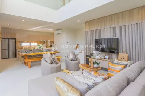 House in Phuket, Thailand 3 bedrooms № 130876 - photo 6