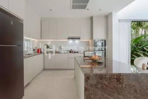 House in Phuket, Thailand 4 bedrooms № 130875 - photo 9