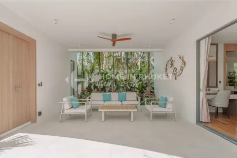 House in Phuket, Thailand 4 bedrooms № 130875 - photo 16