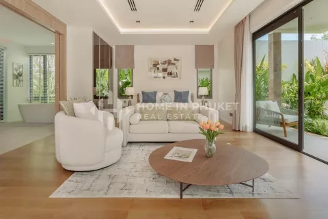 House in Phuket, Thailand 4 bedrooms № 130875 - photo 11