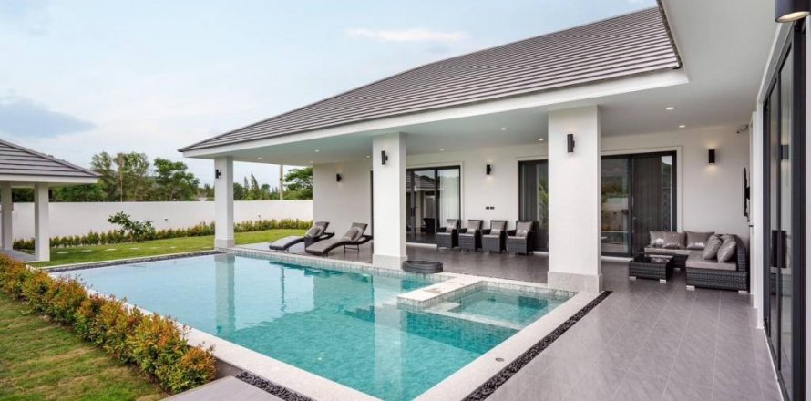 Villa in Pran Buri, Thailand 3 bedrooms № 105158