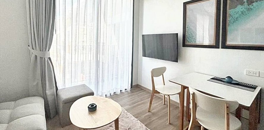 Studio in the Condo in Bang Tao, Thailand  № 85983