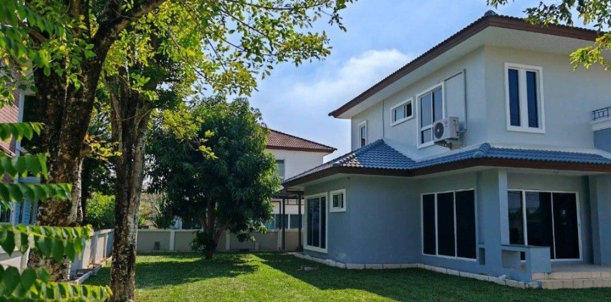 House in Lat Krabang, Bangkok, Thailand 4 bedrooms № 141989
