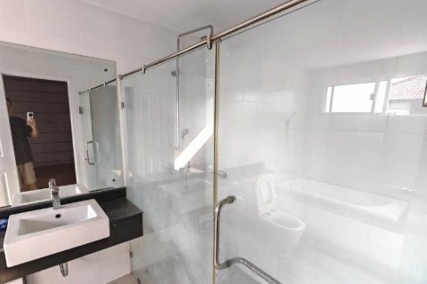 House in Lat Krabang, Bangkok, Thailand 4 bedrooms № 141989 - photo 10
