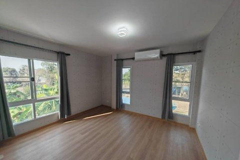 House in Lat Krabang, Bangkok, Thailand 4 bedrooms № 141989 - photo 5