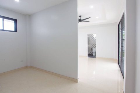 Вилла в Хуа Хине, Таиланд с 3 спальнями  № 125815 - фото 8