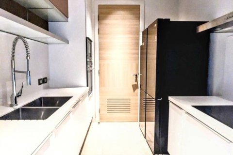 Кондоминиум с 3 спальнями в Бангкоке, Таиланд № 125819 - фото 7