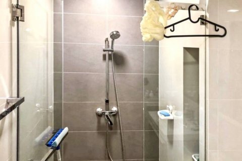 Condo à Khlong Toei, Bangkok, Thaïlande, 1 chambre № 104460 - photo 10