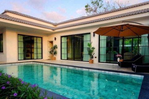 Вилла в Паттайе, Таиланд с 3 спальнями № 132692 - фото 1