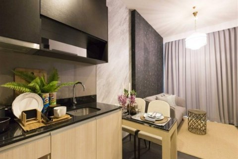 Кондоминиум с 1 спальней в Бангкоке, Таиланд № 132688 - фото 2