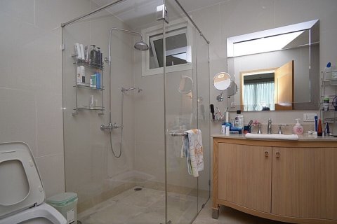 Кондоминиум с 2 спальнями в Ян Наве, Бангкок, Таиланд № 143641 - фото 6