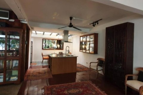 Condo in Bang Rak, Bangkok, Thailand, 4 bedrooms  № 123743 - photo 5