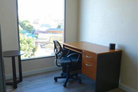 Condo à Watthana, Bangkok, Thaïlande, 2 chambres  № 123740 - photo 8