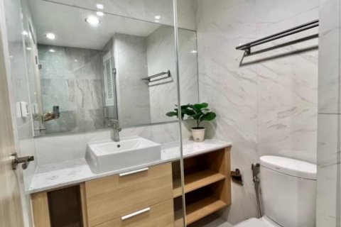 Condo in Watthana, Bangkok, Thailand, 4 bedrooms  № 123694 - photo 8