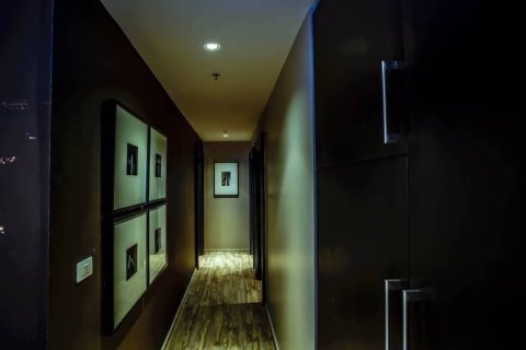 Condo in Khlong Toei, Bangkok, Thailand, 3 bedrooms  № 123744 - photo 9