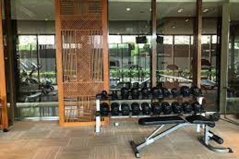 Condo in Khlong Toei, Bangkok, Thailand, 3 bedrooms  № 123744 - photo 4