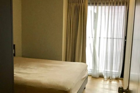 Condo in Bangkok, Thailand, 2 bedrooms  № 132410 - photo 4