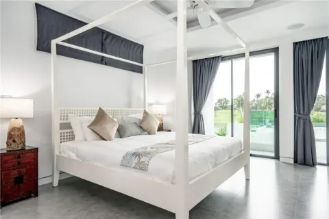 Villa in Phuket, Thailand 4 bedrooms № 116277 - photo 9