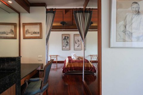 House in Kata, Thailand 6 bedrooms № 124080 - photo 12