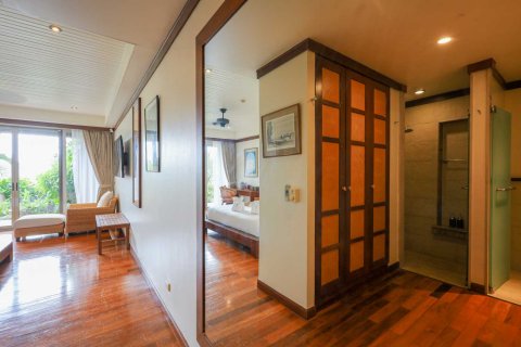 House in Kata, Thailand 6 bedrooms № 124080 - photo 29