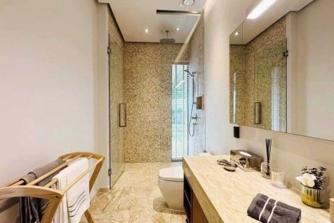 House in Bang Tao, Thailand 3 bedrooms № 124079 - photo 23