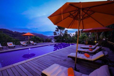 Дом в Кате, Таиланд с 6 спальнями  № 124081 - фото 4