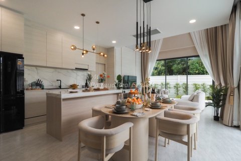 House in Pattaya, Thailand 3 bedrooms № 125727 - photo 9