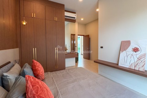 Maison à Pattaya, Thaïlande 3 chambres № 125727 - photo 12