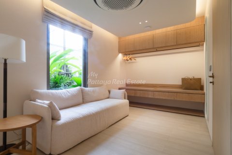 House in Pattaya, Thailand 3 bedrooms № 125729 - photo 25