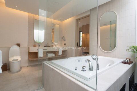 House in Pattaya, Thailand 3 bedrooms № 125729 - photo 23