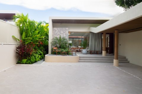 House in Pattaya, Thailand 3 bedrooms № 125729 - photo 2