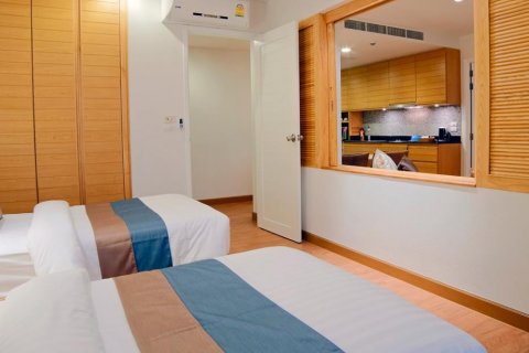 Condo in Hua Hin, Thailand, 2 bedrooms  № 119747 - photo 8