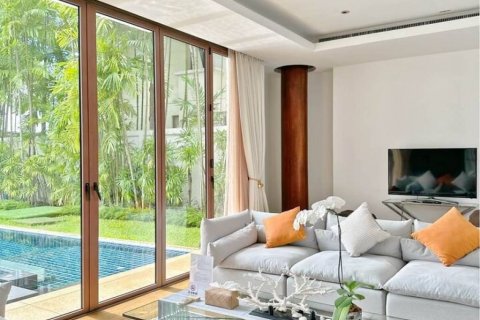 Villa in Ko Kaeo, Thailand 5 bedrooms № 85967 - photo 4