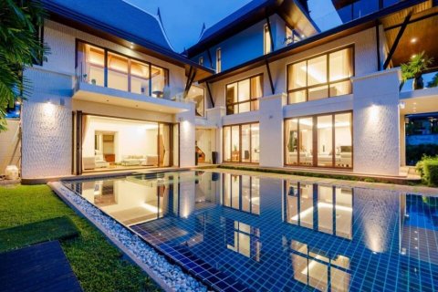Villa in Ko Kaeo, Thailand 5 bedrooms № 85967 - photo 2