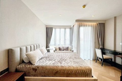 Студия в кондо в Бангкоке, Таиланд № 86428 - фото 1