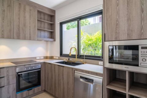 Villa in Ko Samui, Thailand 3 bedrooms № 132655 - photo 8