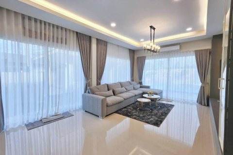 Вилла в Банг Ламунге, Таиланд с 3 спальнями № 132657 - фото 2