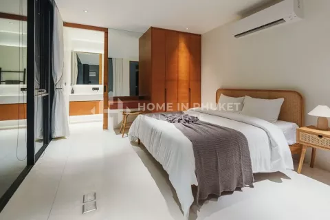 House in Phuket, Thailand 4 bedrooms № 131927 - photo 22