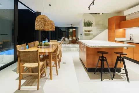 House in Phuket, Thailand 4 bedrooms № 131927 - photo 9