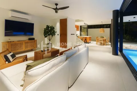House in Phuket, Thailand 4 bedrooms № 131927 - photo 4
