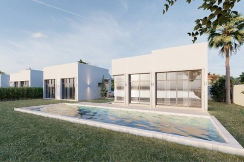 Villa in Hua Hin, Thailand 4 bedrooms № 100678 - photo 2