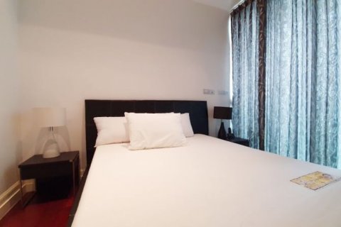 Кондоминиум с 2 спальнями в Бангкоке, Таиланд № 143533 - фото 3