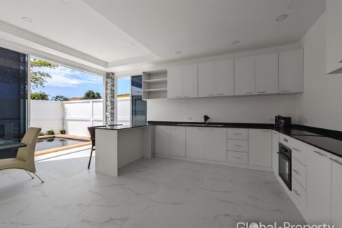 Дом в Паттайе, Таиланд с 4 спальнями  № 144372 - фото 10